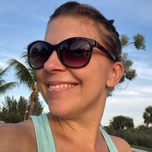 Meet your Posher, Crissy